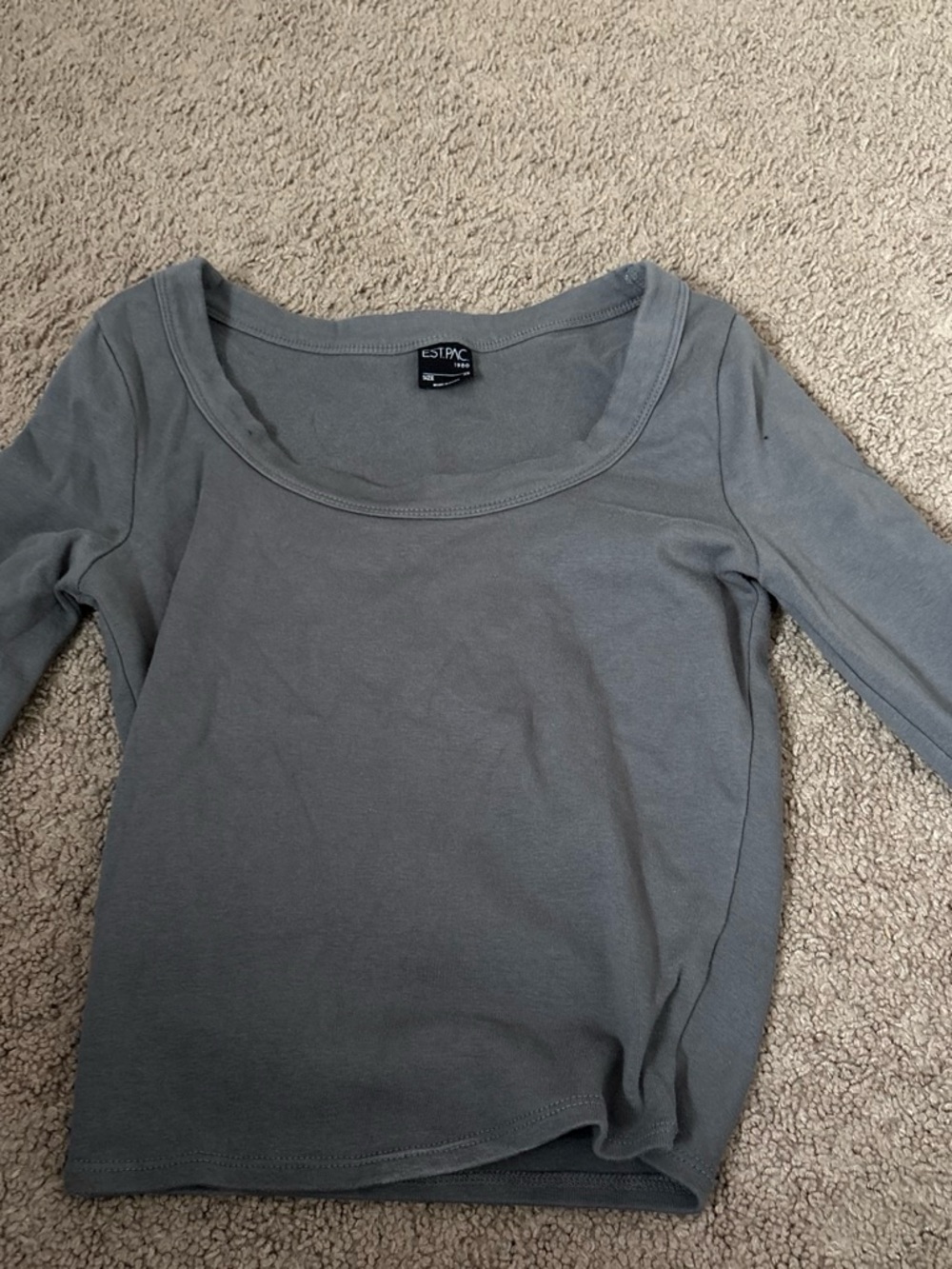 Pacsun Women’s Scoop Neck Long Sleeve Top in Gray (new no tags)